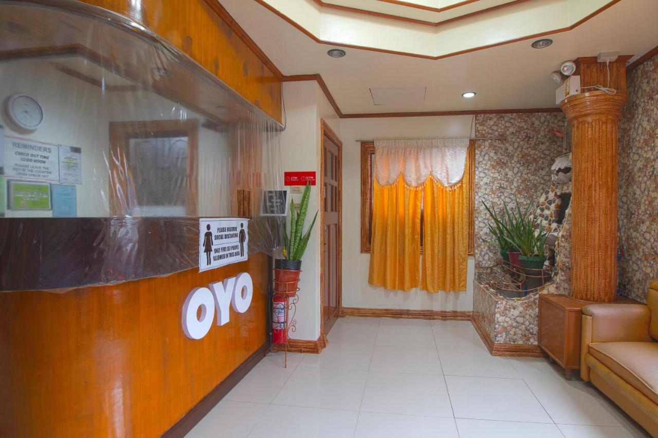 Oyo 788 Lisa'S Guesthouse Moalboal Luaran gambar