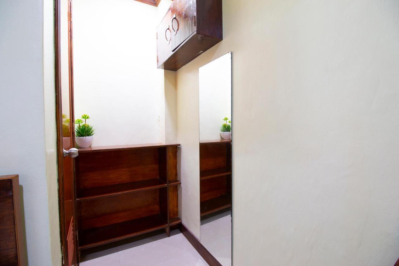 Oyo 788 Lisa'S Guesthouse Moalboal Luaran gambar
