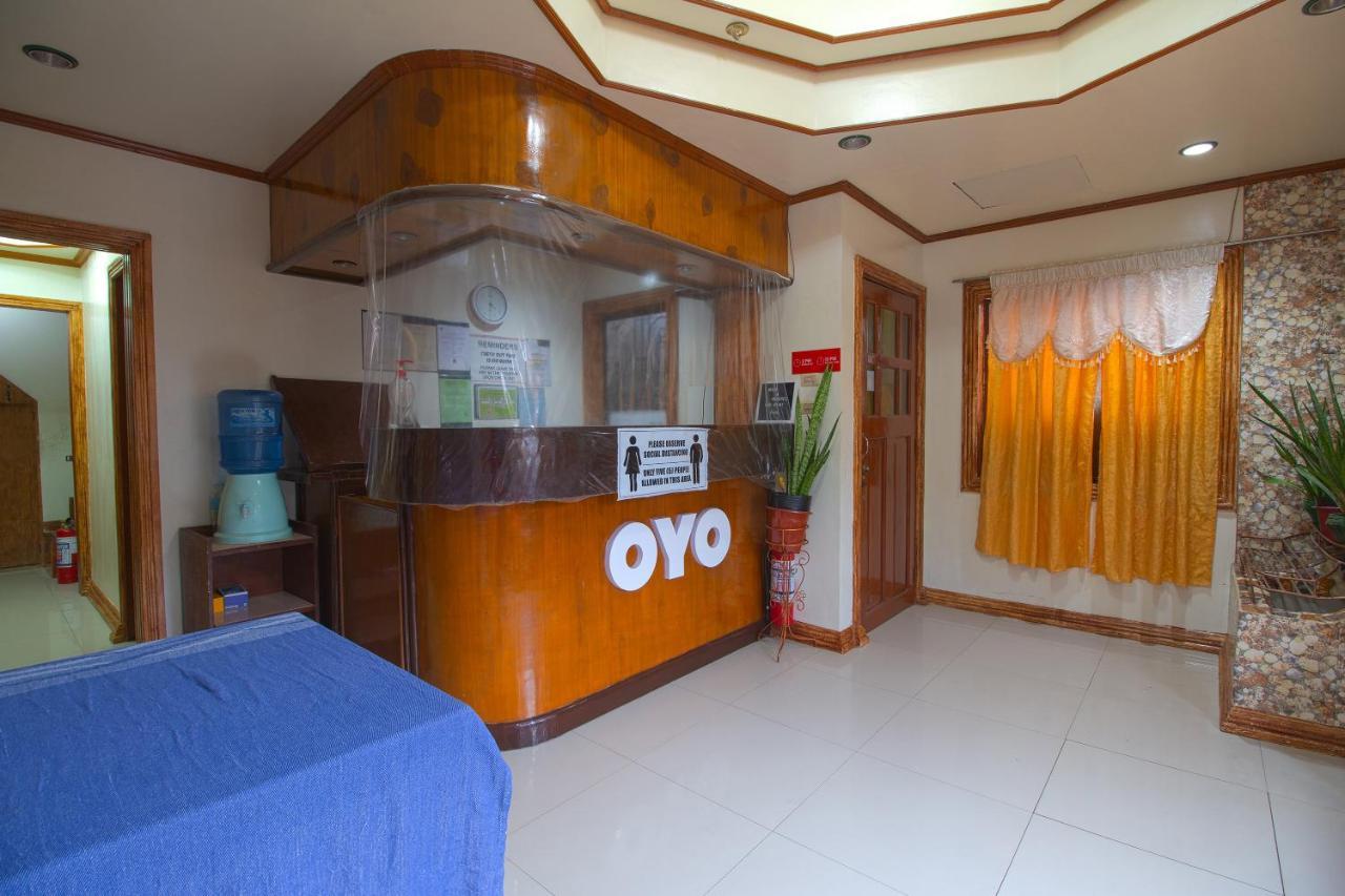 Oyo 788 Lisa'S Guesthouse Moalboal Luaran gambar