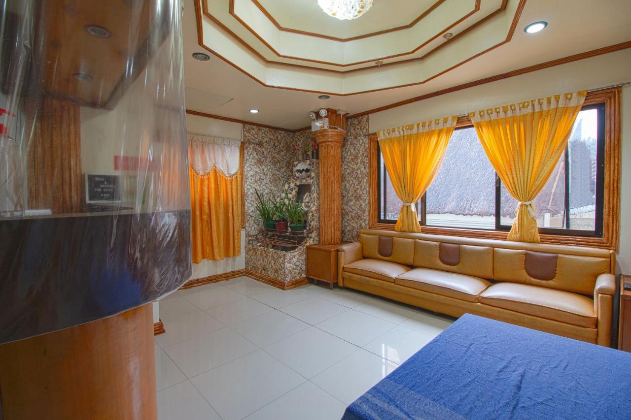 Oyo 788 Lisa'S Guesthouse Moalboal Luaran gambar