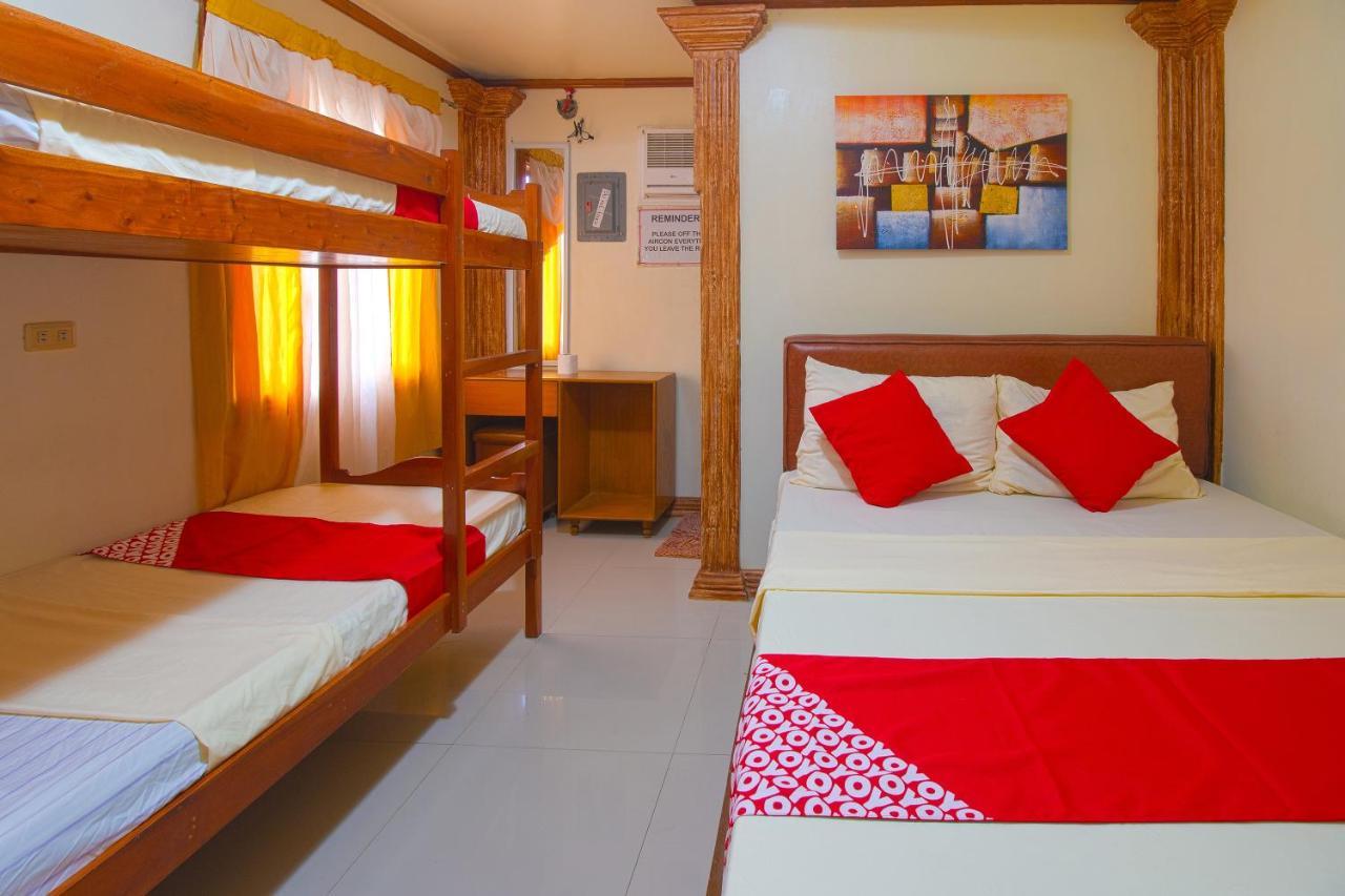 Oyo 788 Lisa'S Guesthouse Moalboal Luaran gambar